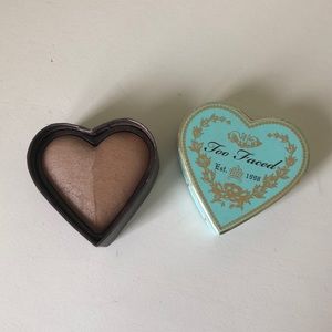 Too Faced bronzer